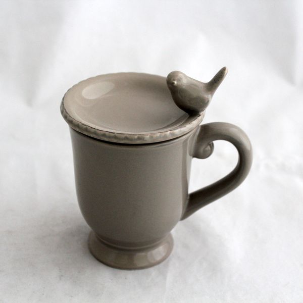 Porcelánová šálka + vtáčik